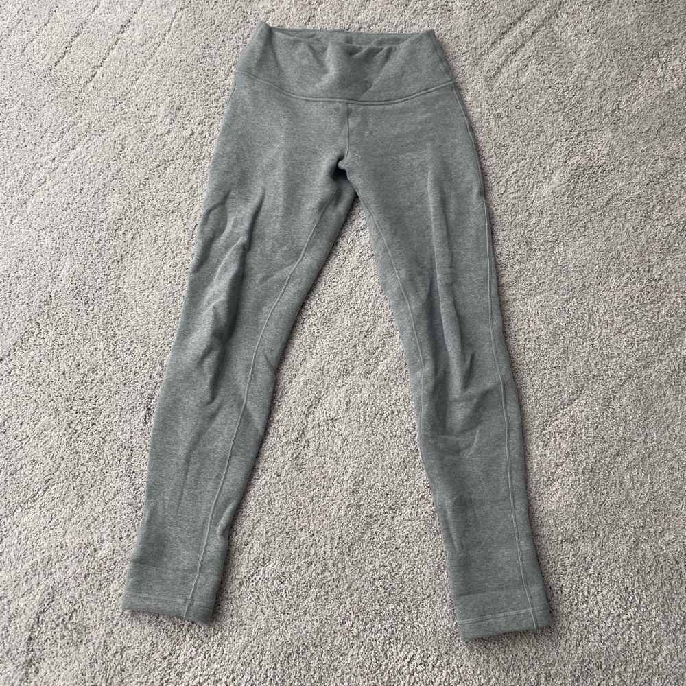 Lulu Lemon Gray sweatpant/jogger